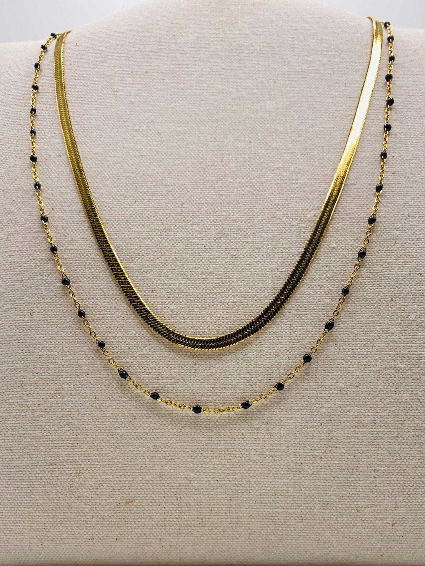 Collier acier jaune double rang chaine miroir et chaine avec boules noires
