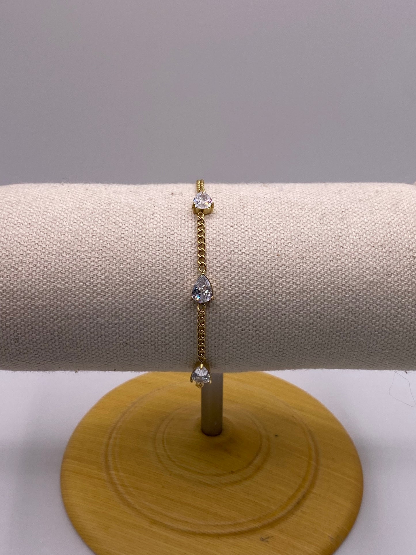 BRACELET ACIER TROIS GOUTTES STRASS BLANCS