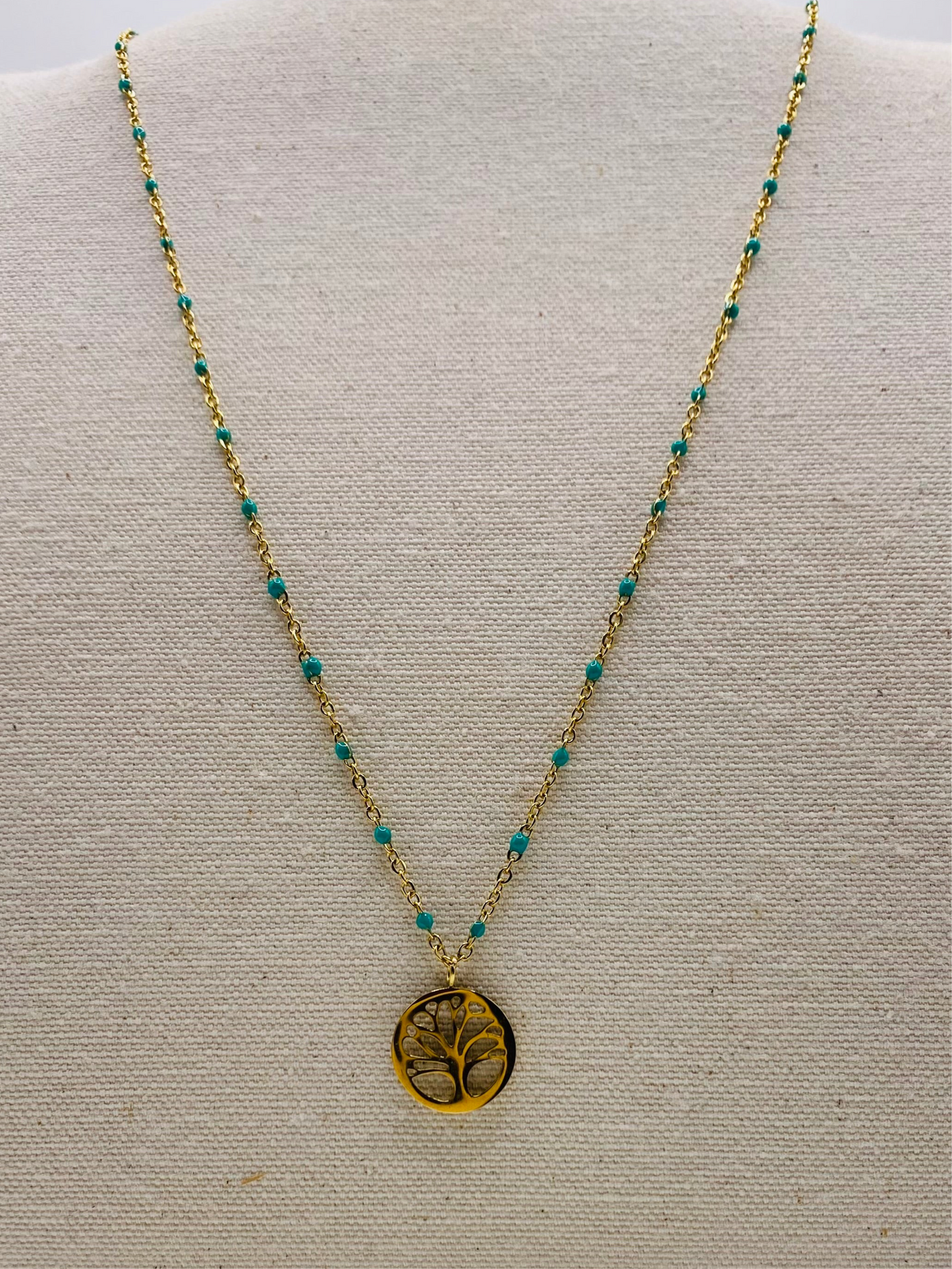 Collier acier jaune avec boules turquoise pendentif arbre de vie