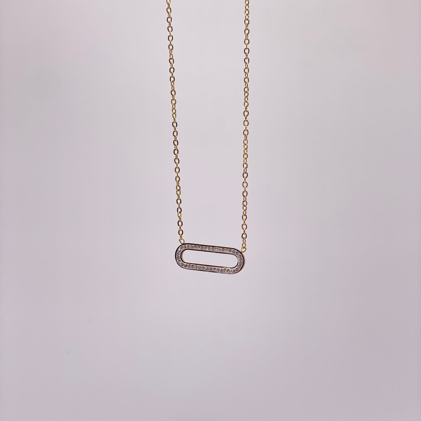 Collier acier jaune motif rectangle arrondi avec strass