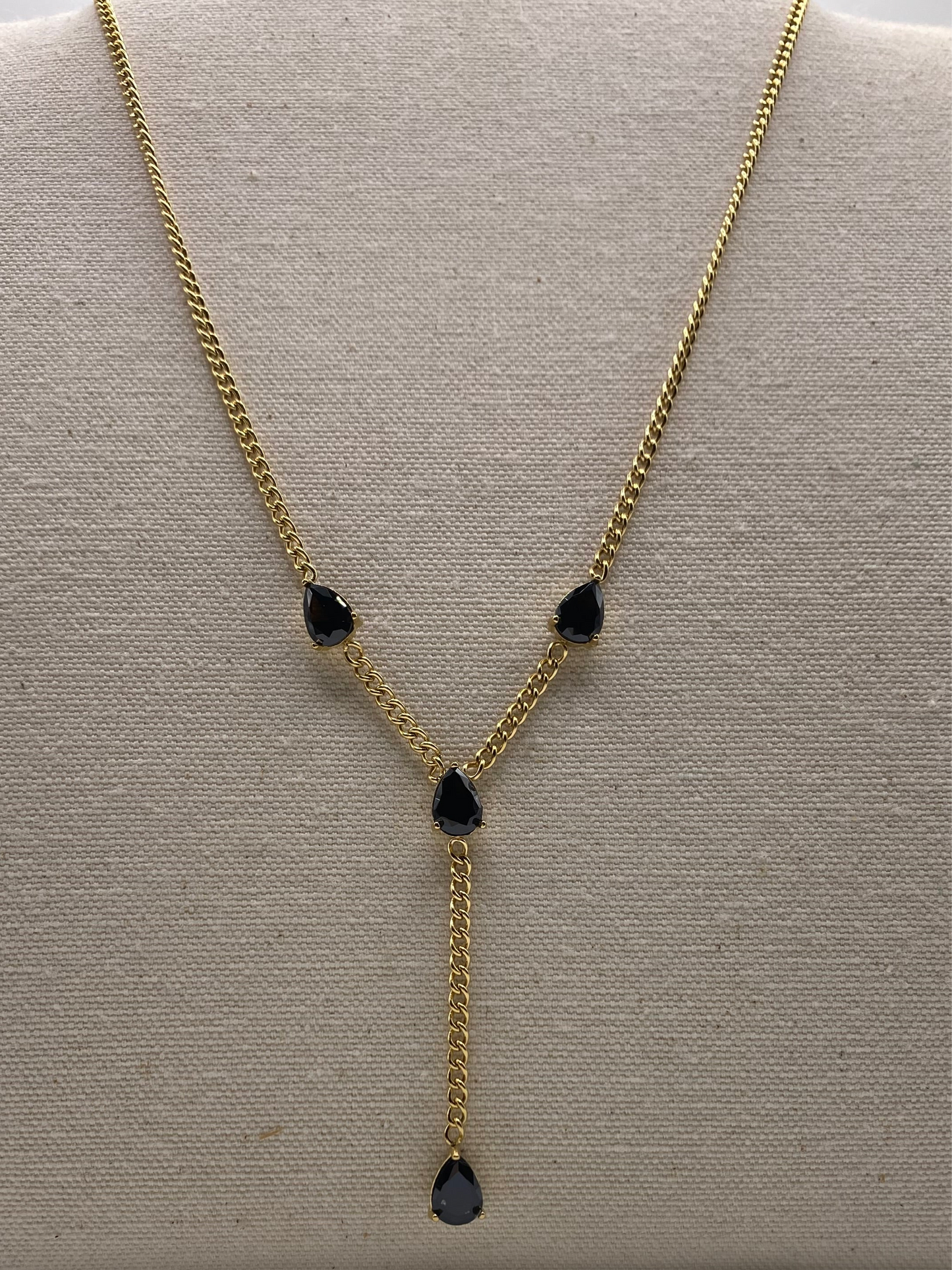 Collier cravate strass noirs
